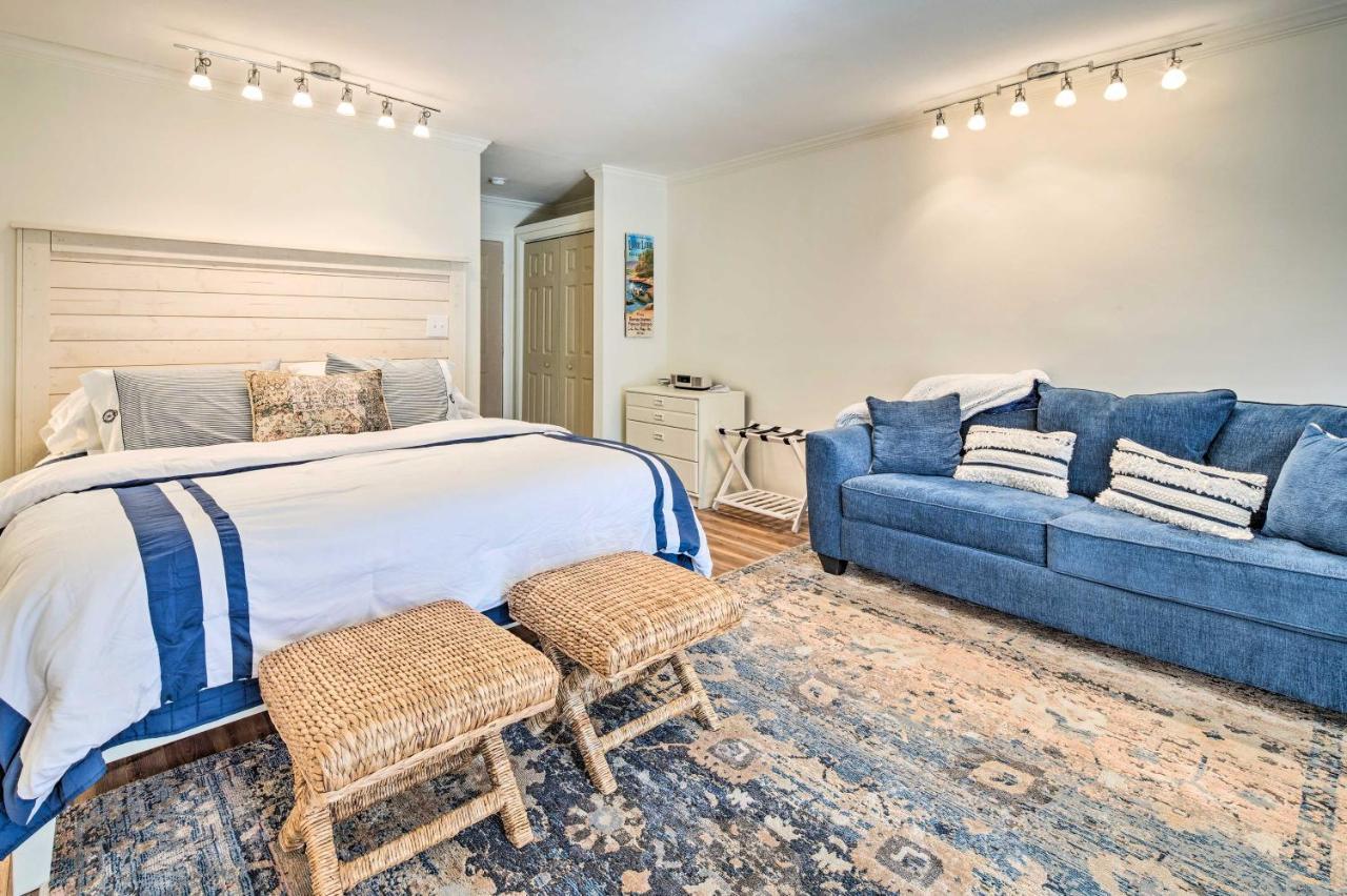 Lake Lure Studio With Private Balcony And Pool Access! Bagian luar foto