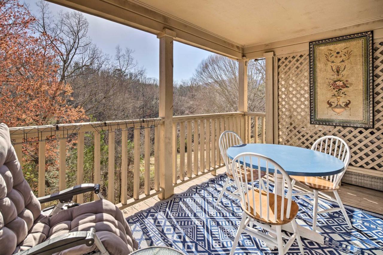 Lake Lure Studio With Private Balcony And Pool Access! Bagian luar foto