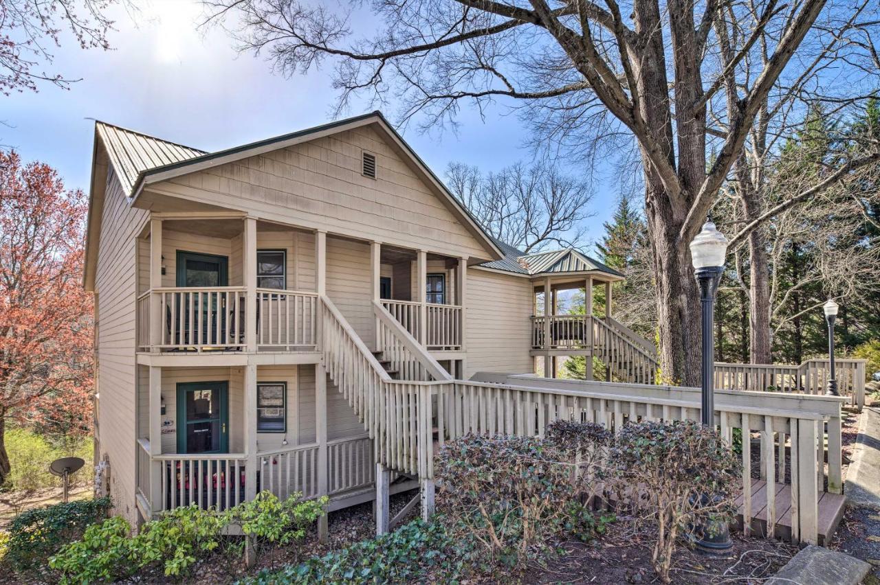 Lake Lure Studio With Private Balcony And Pool Access! Bagian luar foto